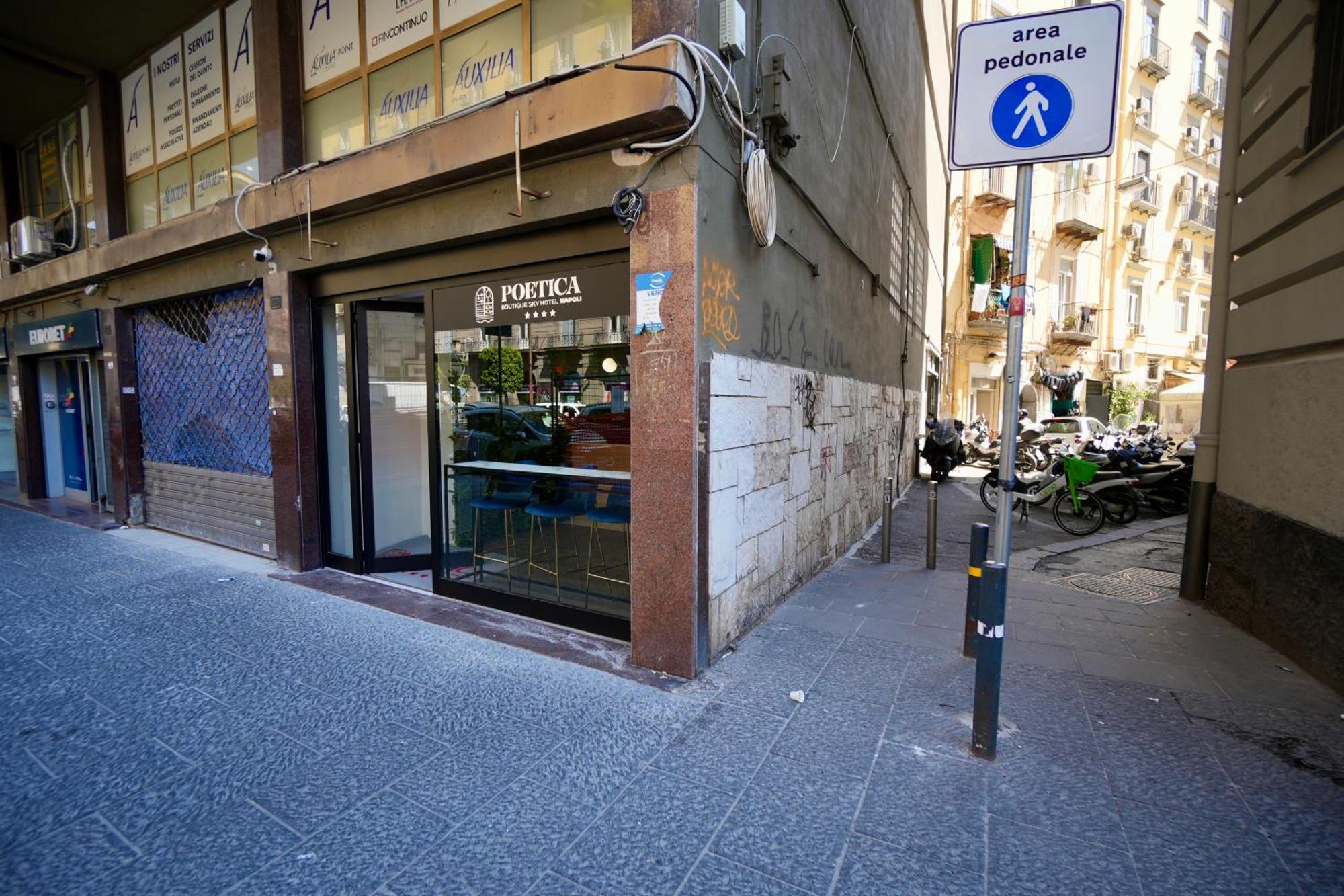 Poetica Boutique Sky Hotel Neapel Exterior foto