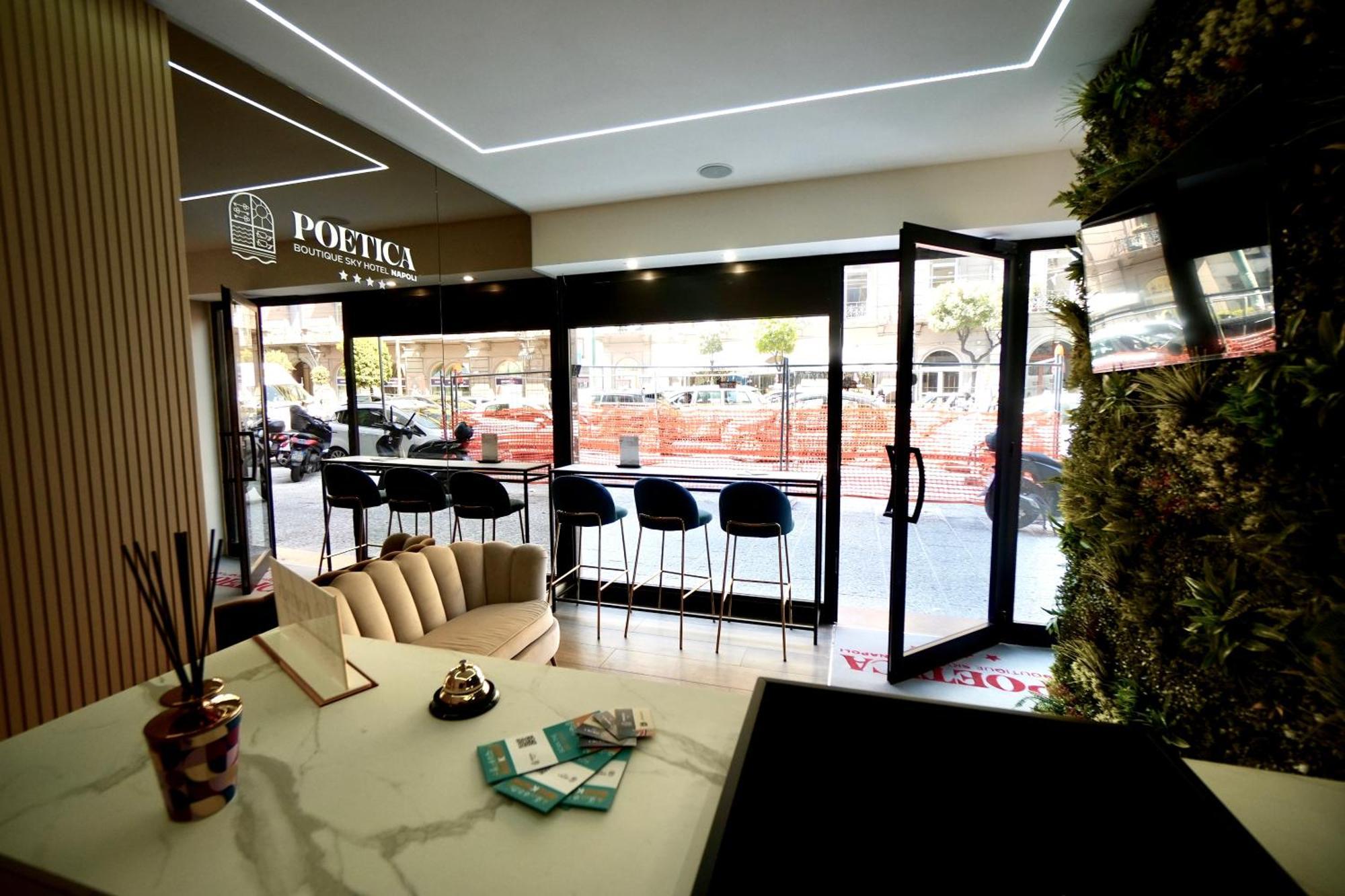 Poetica Boutique Sky Hotel Neapel Exterior foto
